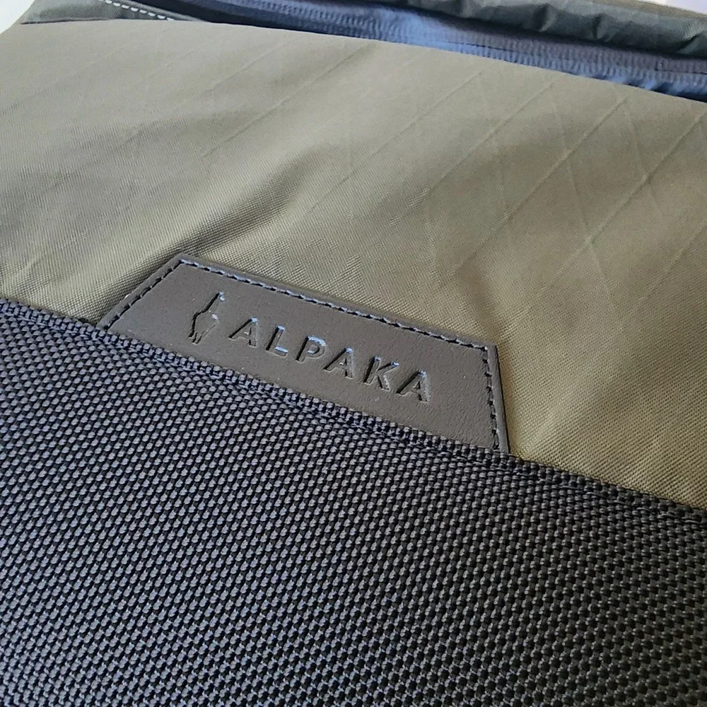 Alpaka Bravo Sling Max V2 Dark Green X-Pac VX21 Laptop Messenger Bag AA100200503
